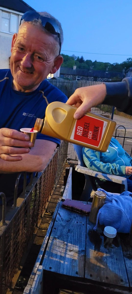 Sesh ar y diesel coch ⛽️
Ar gael yma ac yn eich bar lleol (gobeithio) 📦 rb.gy/ea1gy