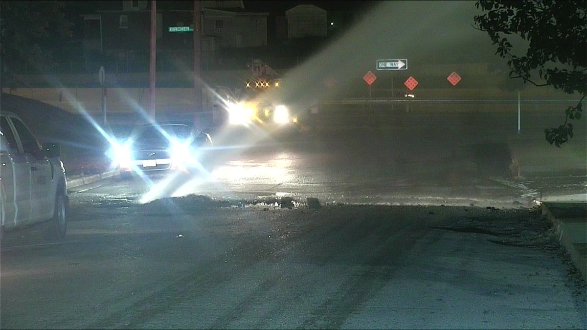 DrewMitchellTV's tweet photo. Water main break on Semple Ave in #northstl shooting water 50' from the roadway. City Water on scene @KMOV @paigehulsey https://t.co/AkVej38TfD