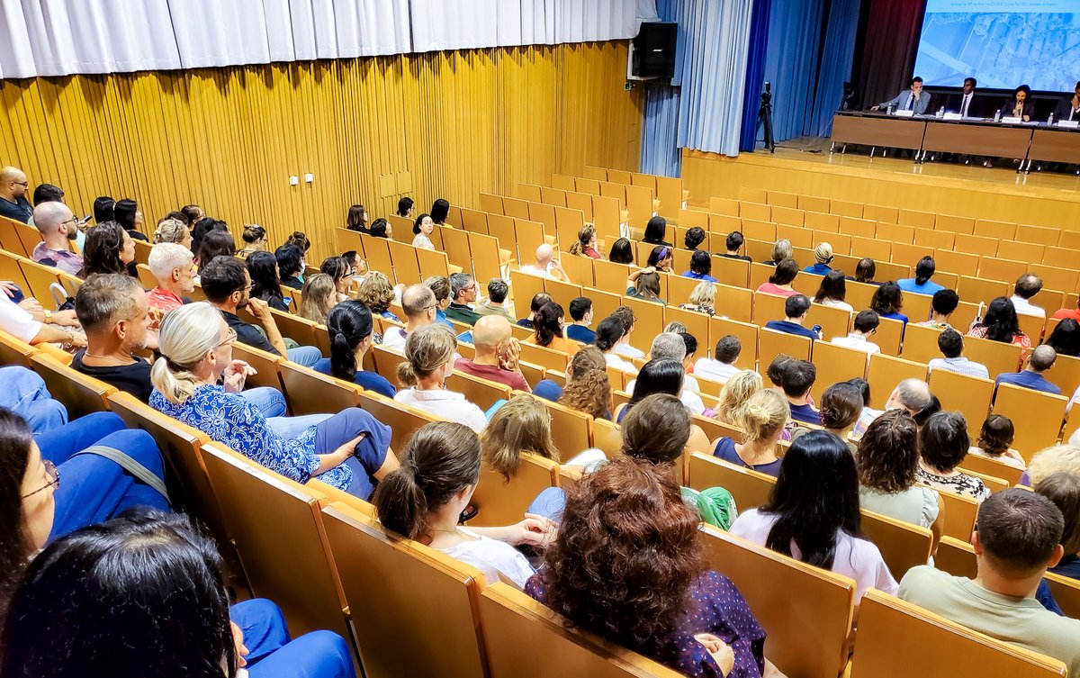 lfitokyo's tweet photo. 🛠️ NOS #PERSONNELS PRÉPARENT LA #RENTRÉEDESCLASSES 2024 🏫
Nos 195 personnels se sont mobilisés pour accueillir les 1558 élèves du #LFITokyo.
#Auprogramme : présentation de l'établissement, réunions par niveau et la traditionnelle photo de rentrée 📸.
#Finsprêts !
@aefeinfo https://t.co/Sl7l68QUHB