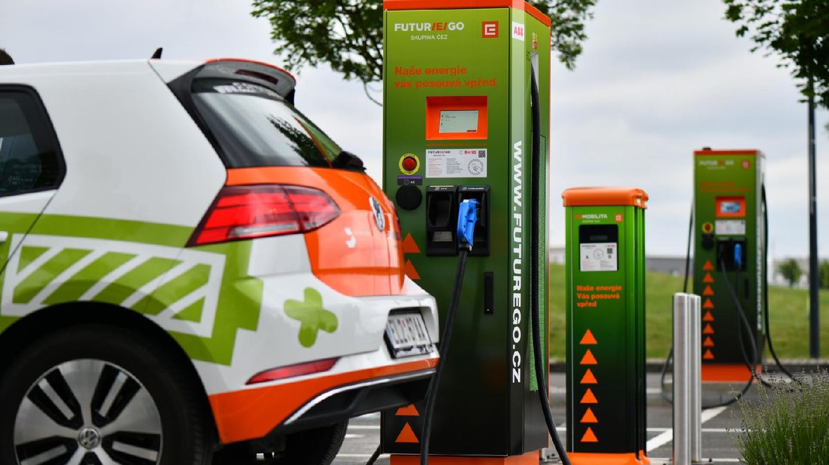 1evapp's tweet image. 318 / 5 000
The Czech Republic is a country where electromobility is developing very well. Whether you are there on a business trip, on vacation or just passing through, you will not have any problems with charging. We have just added another 1969 charging stations!
