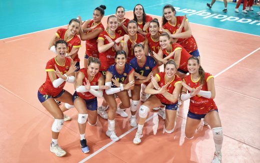 ESPvoley's tweet photo. ¡¡ Felicidades @selfemvoleibol !! Somos MUNDIALISTAS 🏆🏐 https://t.co/EwVGW9bDWB