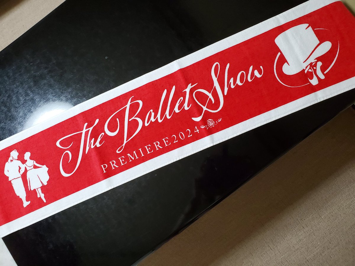 ヤマカイさん『美女と野獣』観てきました✨

細かいところまで観るところ(⬅️笑えるところ😁)がいっぱいで楽しかった～😊

休憩に入るときに『グッズのお買い忘れなきように』ってイケボの時計さまのアナウンス入って思わずタオル購入…😅💦

お手振り時計さまがぼけぼけで泣😭

#ヤマカイ
#美女と野獣