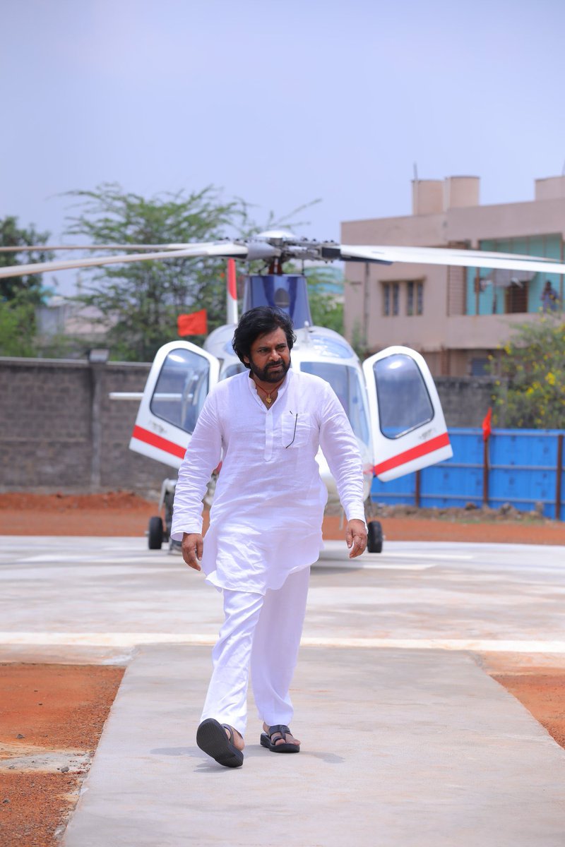 Shiva4TDP's tweet photo. జన సైన్యాన్ని నడిపించే సేనాని కి ముందుగా జన్మదిన శుభాకాంక్షలు

#HBDJanasenani https://t.co/GpfTVGxGg0