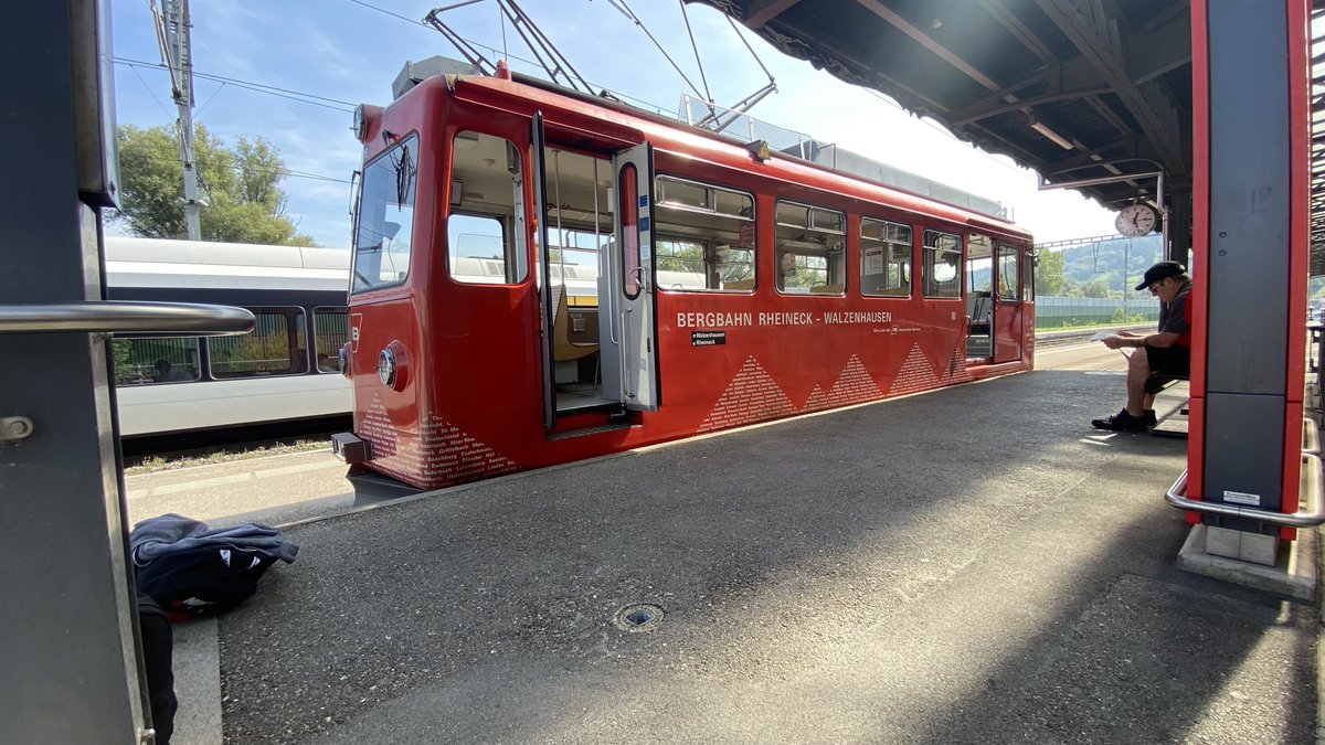 Heute machen wir <a href="/zappa_fabio/">Fabio Zappa </a> ‚s Gebiet unsicher. Gestartet wird mit der Bergbahn Rheineck - Walzenhausen

#ÖVLive #AppenzellerBahn