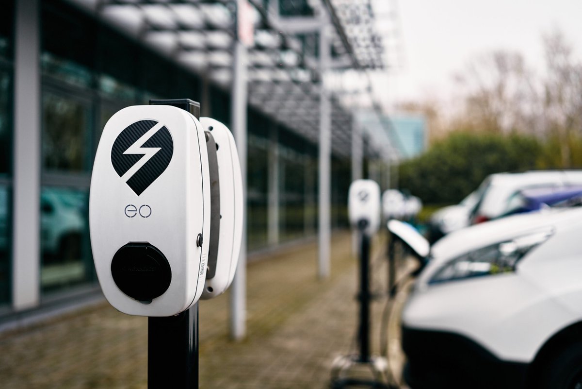 1evapp's tweet image. 180 charging points in 12 cities in Italy. This is how many new EV charging points in Italy you will find in our 1ev.app thanks to the connection to the EcoJamm network.