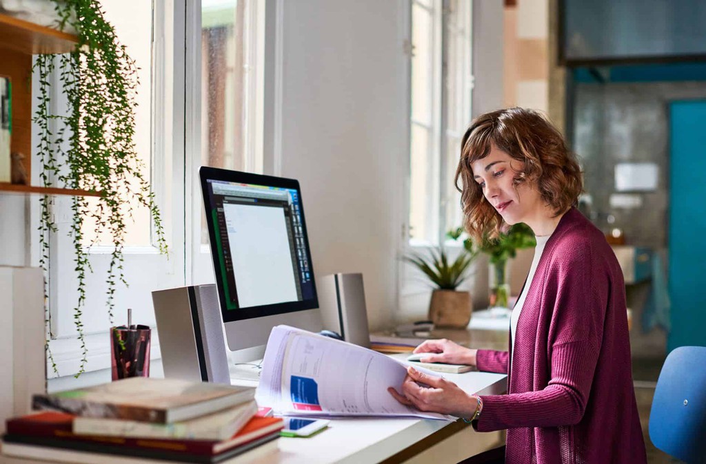 Networking with other professionals in your industry is a great way to help build relationships and stay informed about the latest trends.

Read more 👉 lttr.ai/AWZn3

#homebusiness #workfromhome #blairquane #emilyandblair #Business