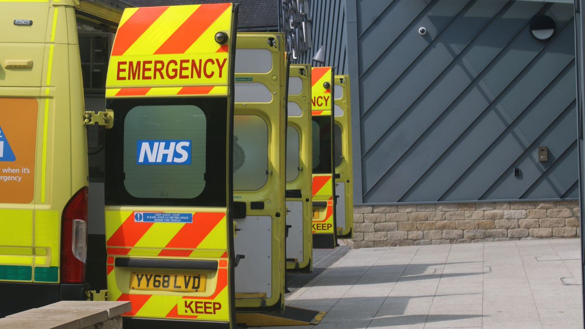 ⚠️ Our hospitals are VERY BUSY ⚠️ 

If you come to A&amp;E and yours is not a life-threatening emergency, you are likely to be waiting for a very long time. We will prioritise those patients with the most urgent need.

See NHS111 for alternative services  buff.ly/3LvLnBT