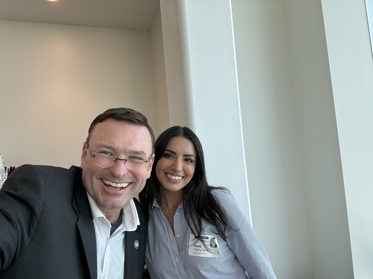 roberthasty's tweet photo. I am so grateful for our friends at AdventHealth, especially Rosey Sera and Lee Johnson who catered a coffee bar for our inaugural class this week as they prepare for their first midterm exam. AdventHealth is an awesome friend of OCOM!!! https://t.co/yrYivrFzqT