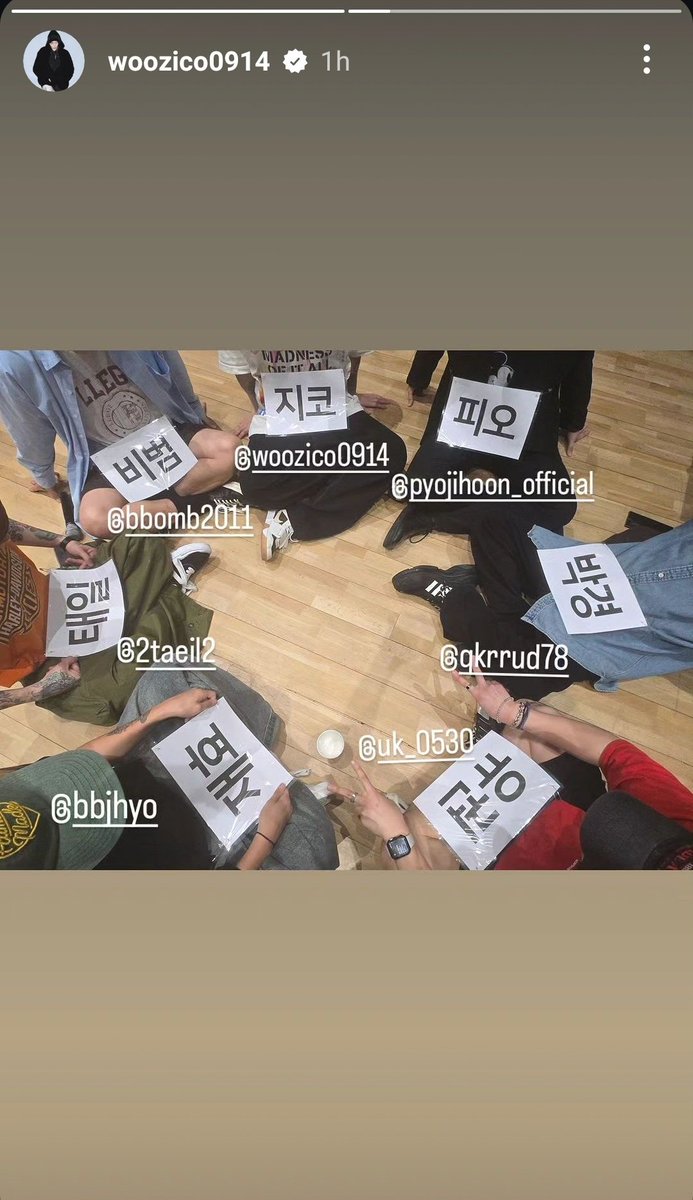 BlockB_united's tweet image. [IG] Zico, Jaehyo and Taeil posted on IG Story of Block B at their practice room: 블락 BBB!!! / 이얍

#BlockB #블락비 #지코 #태일 #재효 #비범 #유권 #박경 #피오