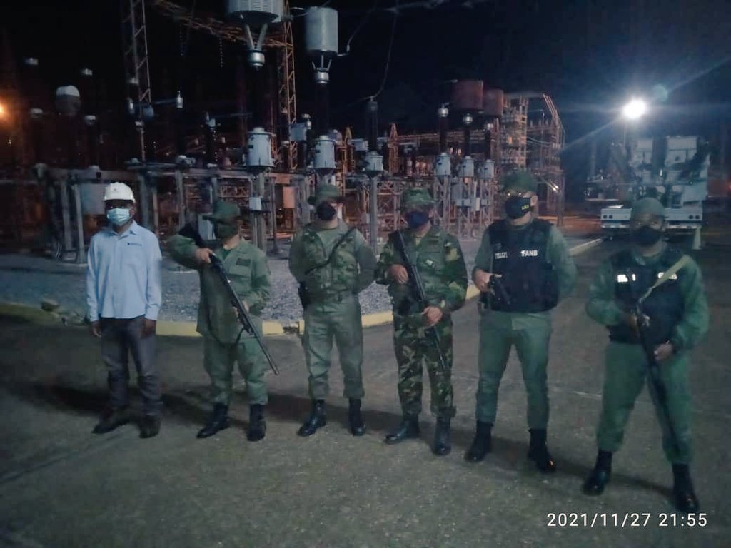 joseleandro60's tweet image. Como CARAJO hace la oposición para hacer un sabotaje al Sistema Eléctrico y causar un #Apagon Nacional
SI TODAS las instalaciones eléctricas están MILITARIZADAS ?
La Culpa es de la INCOMPETENCIA de Corpoelec