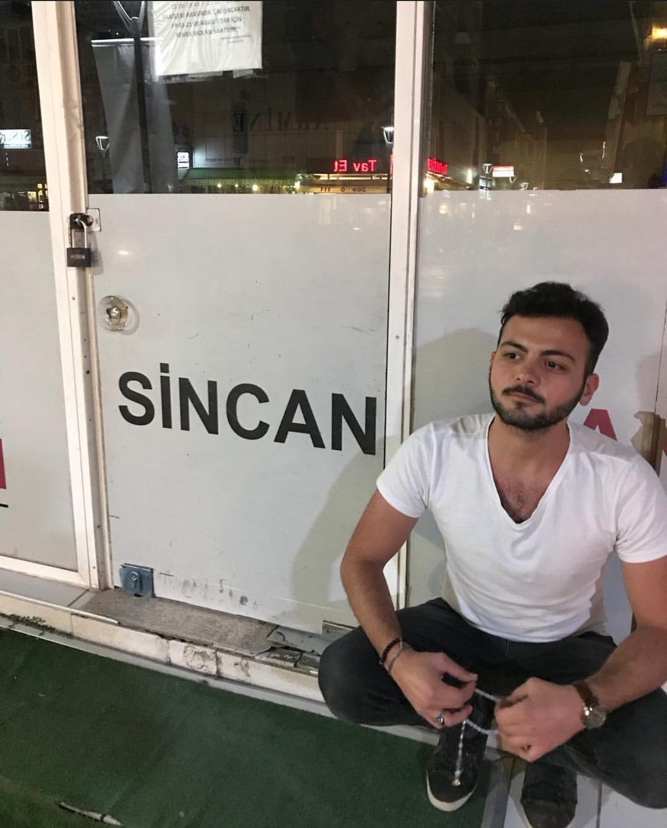 efsobar's tweet photo. En Ankara fotom https://t.co/WOGOivl2hk