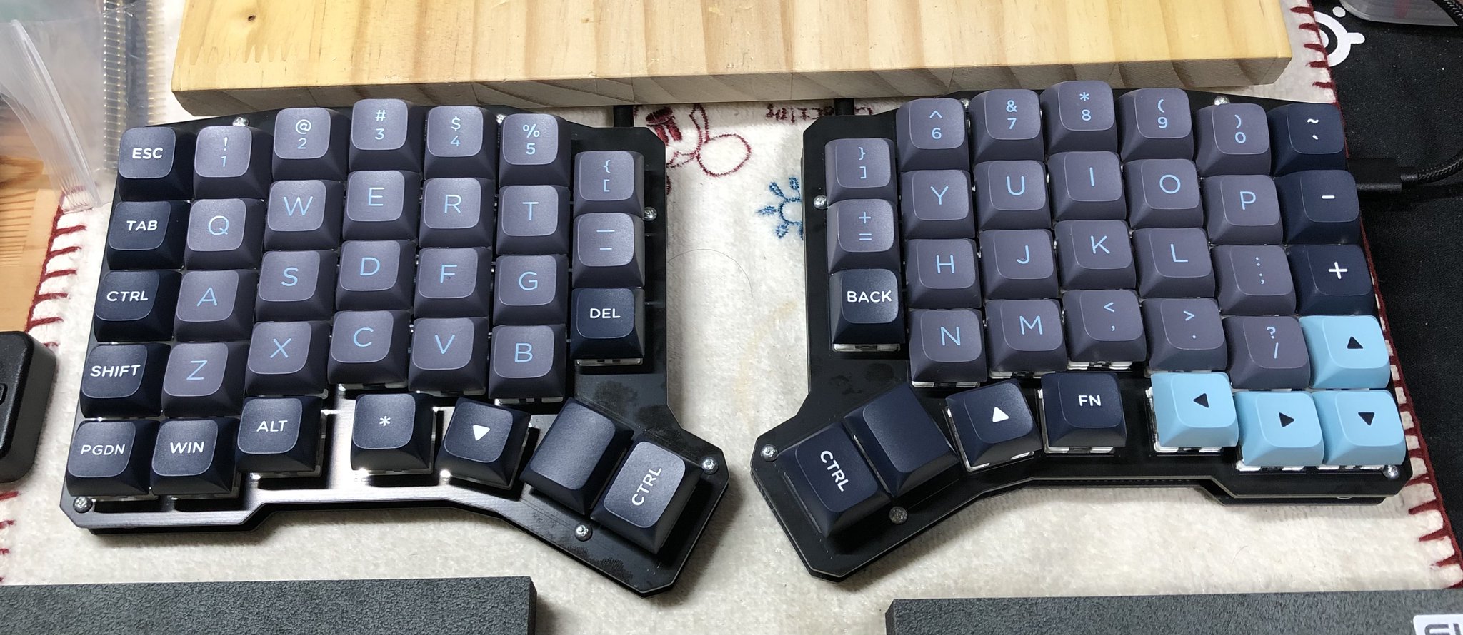 Ergo68 自作キーボード　ちょっと訳あり Ergo68 自作キーボード ちょっと訳あり 自作キーボードの世界