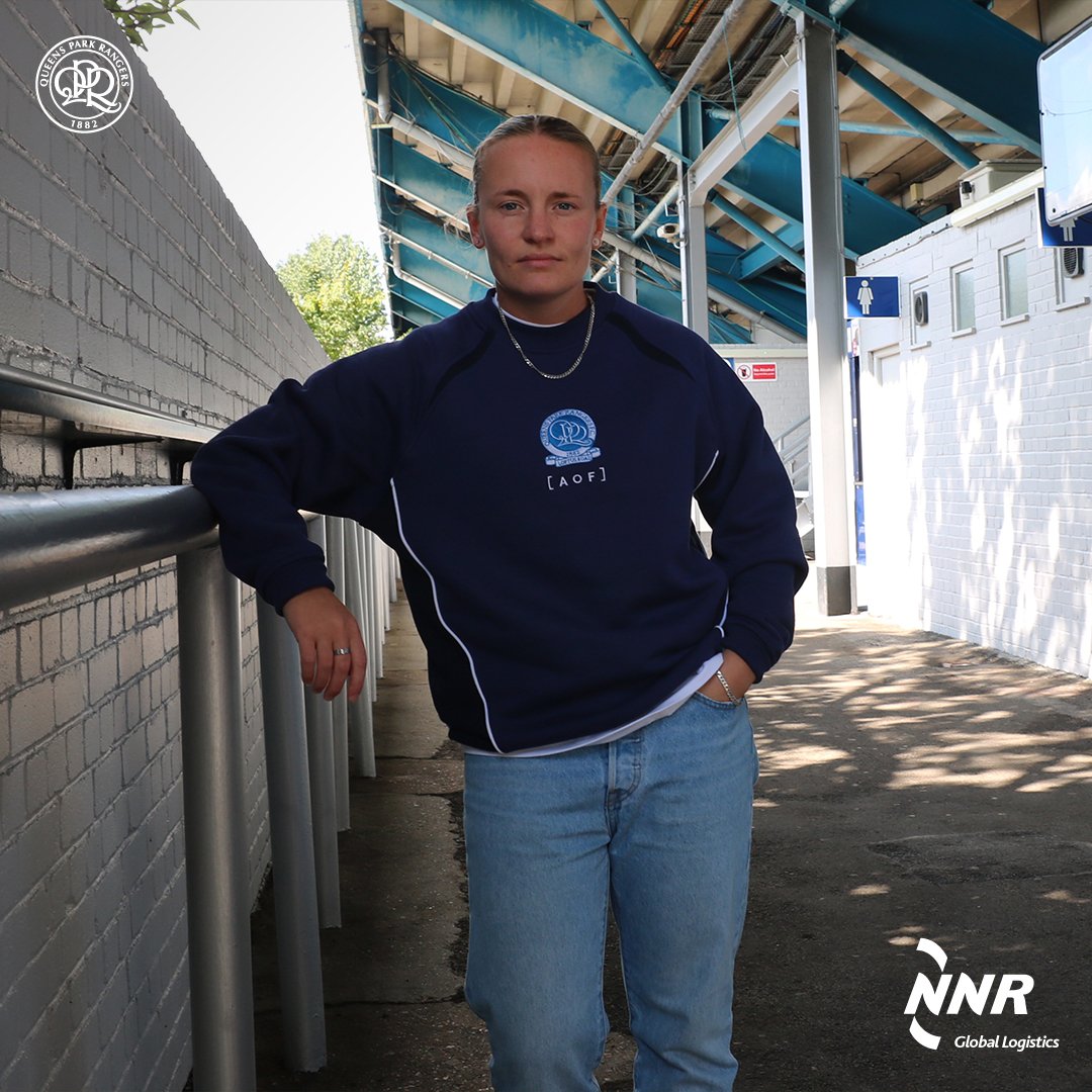 QPRWFC's tweet image. 💙🤍💙🤍

@chloe_sampson2 👕 @Art_of_Football