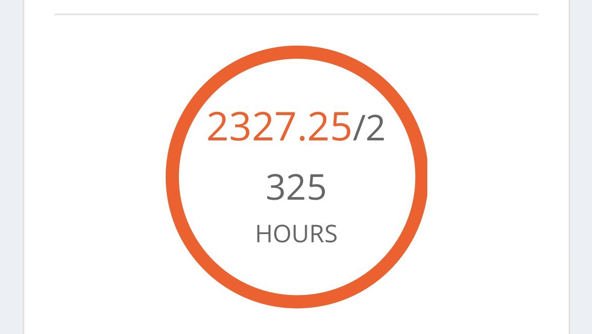 Studentnurseje1's tweet image. This week I finally finished my nursing degree @UlsterUniSoNP 
It’s been three years of hard work, a lot of resilience and determination! I’m excited to start my journey as a staff nurse! 👩🏻‍⚕️  until then I am currently training for the Belfast half marathon (1/2)