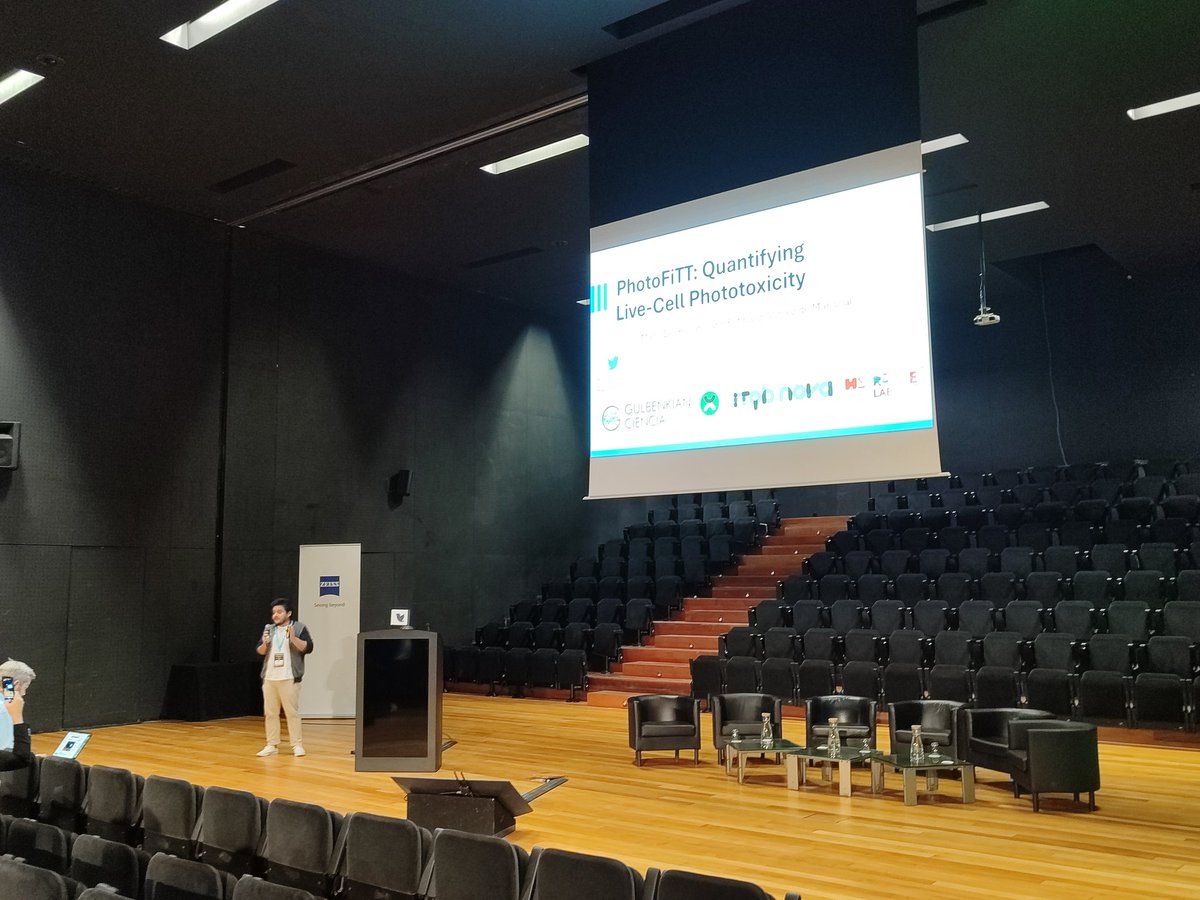 Inês Cunha (@inesmcunha) on Twitter photo Now <a href="/_mariod/">Mario Del Rosario</a> showcasing PhotoFiTT, a method to quantify phototoxicity in live-cell imaging 🔬 (the 🐘in the room) Now <a href="/_mariod/">Mario Del Rosario</a> showcasing PhotoFiTT, a method to quantify phototoxicity in live-cell imaging 🔬 (the 🐘in the room)