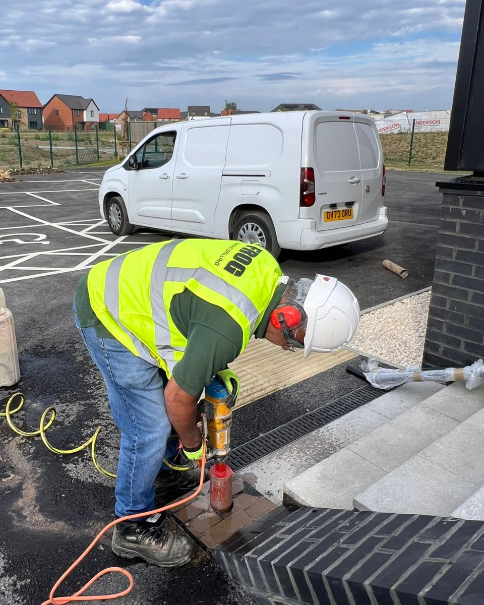 FrogDrilling's tweet photo. Struggling with concrete bursting challenges? We've been there! 💪 With advanced techniques and equipment, we get the job done efficiently, safely, and cost-effectively. Let's tackle it together, reach out! 🙌 https://t.co/UgTBJbQdPJ