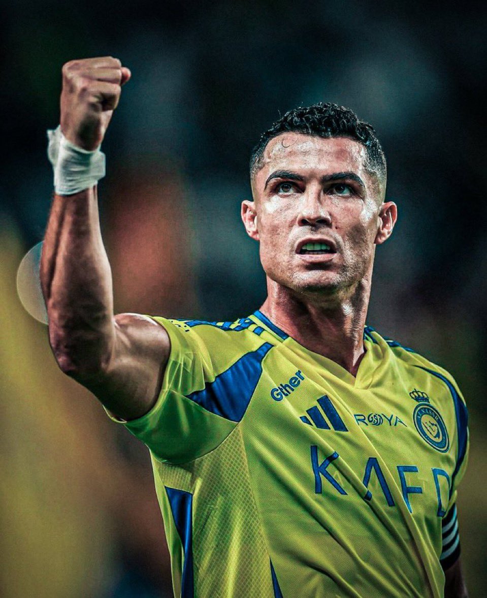 Al Nassr still needs a defensive midfielder !!! Raid out now !! 
#AlnassrNeedsMidfielder