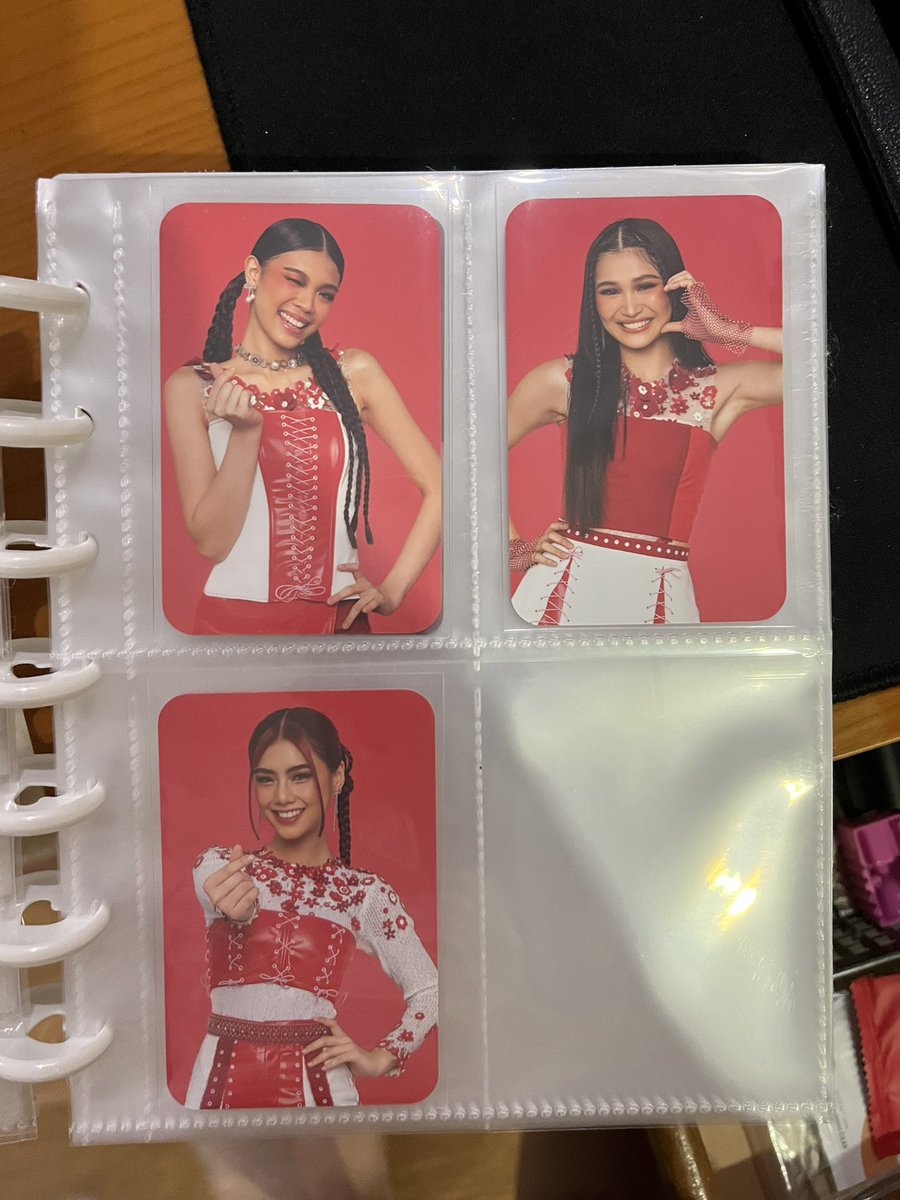 simpsoverjk's tweet photo. wts wtt lfb jollibini pc

selling 🍔 pcs for ₱150, ❤️ pcs for ₱160

jollibee bini photocards https://t.co/fZTDDG4q5D