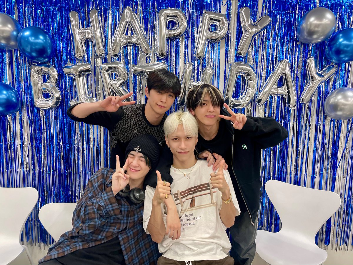 official__INI's tweet photo. [🎂#HAPPYRIHITODAY🎂]

池﨑理人 Birthday Instalive🎉
一緒にお祝いしてくださったみなさん
ありがとうございました🌊！

▼アーカイブは9/5まで👀
https://t.co/w3FgccFkBe

#INI #池﨑理人
#IKEZAKIRIHITO https://t.co/pjKbOdXNhy