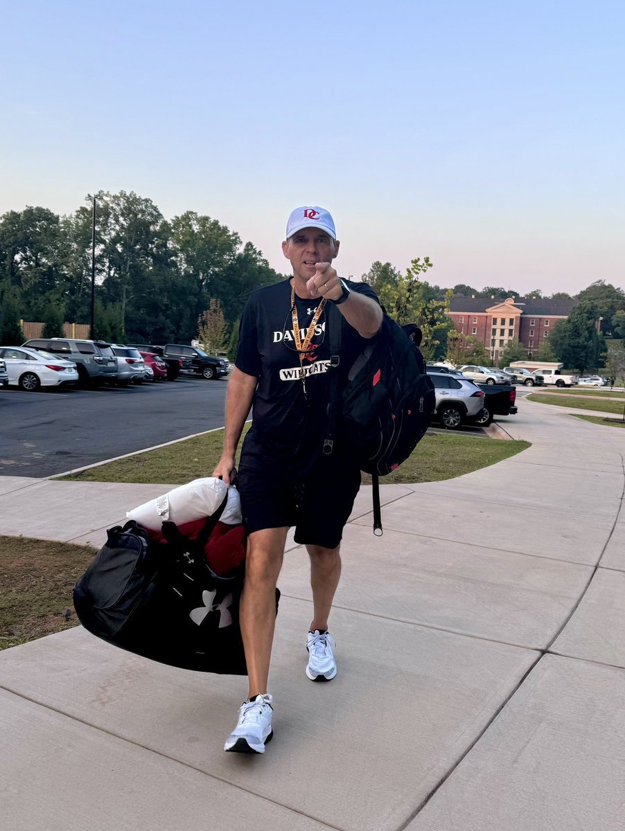 DavidsonFB's tweet photo. 𝓐𝓵𝓶𝓸𝓼𝓽 𝓖𝓪𝓶𝓮𝓭𝓪𝔂…
#WE https://t.co/X4EqGVHwHs