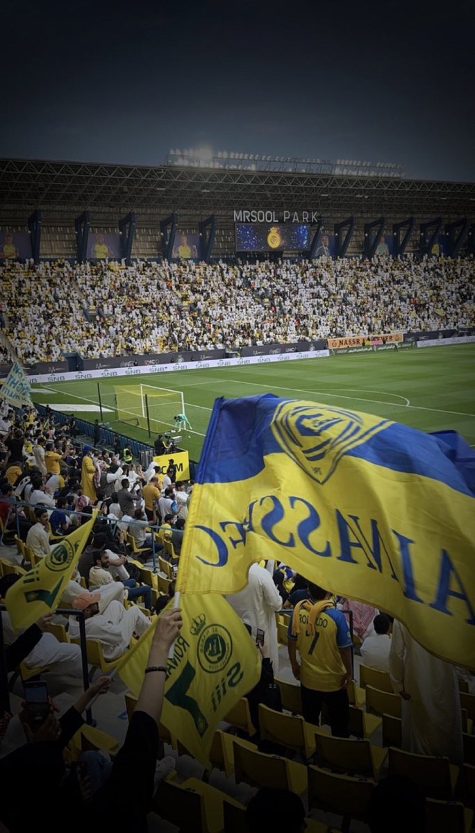 حاجة #النصر للاعب خط الوسط مهمة جدًا ، وهو القطعة الناقصة في الفريق ليكون الفريق أكثر قوة وجاهز للمنافسة على جميع البطولات .

صوتنا لابد أن يصل ، ومطالبنا لابد أن تتحقق .

 #AlnassrNeedsMidfielder
