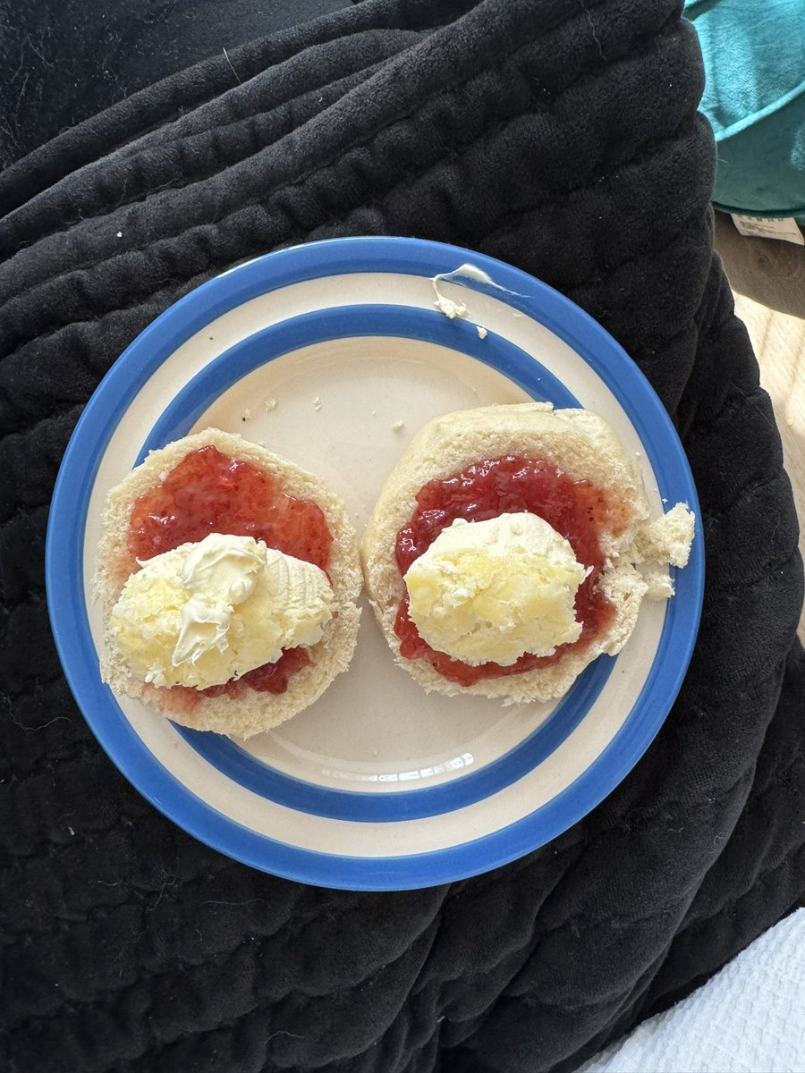 Jane Albert 💫❤️💙🖤🤍⚽️ (@fivestarjane) on Twitter photo Spread the jam, dollop the cream ( <a href="/Roddas_Cream/">Rodda's Cream</a>  ).
Thank you <a href="/LukeRemnant/">Luke CPFC</a>  for such a wonderful surprise! 
Jam first obvs! Spread the jam, dollop the cream ( <a href="/Roddas_Cream/">Rodda's Cream</a>  ).
Thank you <a href="/LukeRemnant/">Luke CPFC</a>  for such a wonderful surprise! 
Jam first obvs!