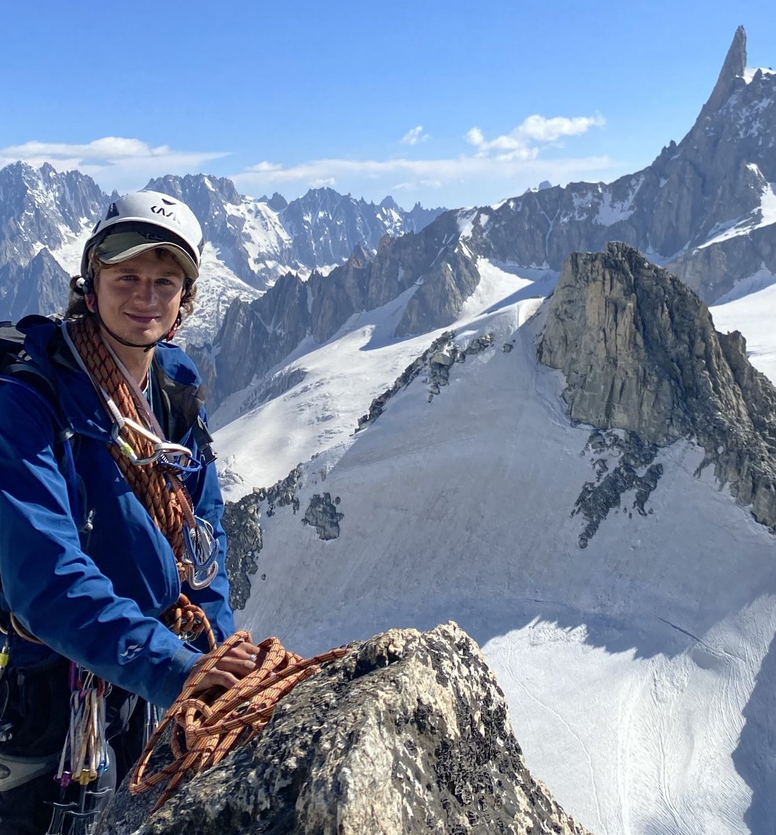 Old Elizabethan Felix Jackson (2016 - 2018) is travelling to Pakistan on a five-week exploratory mountaineering expedition!

Read more about the adventures he has planned and how you can support his expedition: qehelizabethansociety.com/news/oe-news/2…

#stayconnected #lifelongbonds #qehschool