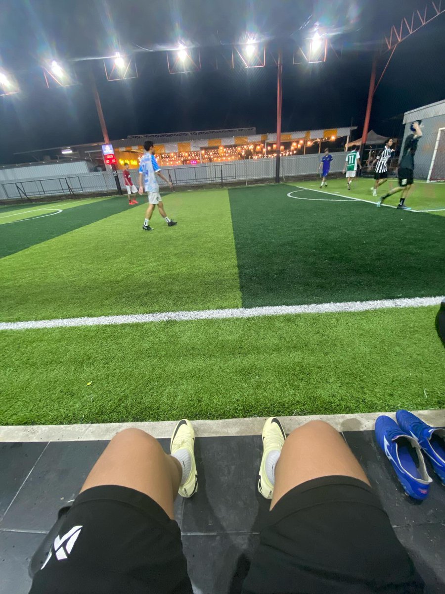 นักบอลธรรมดา ⚽️ tweet media