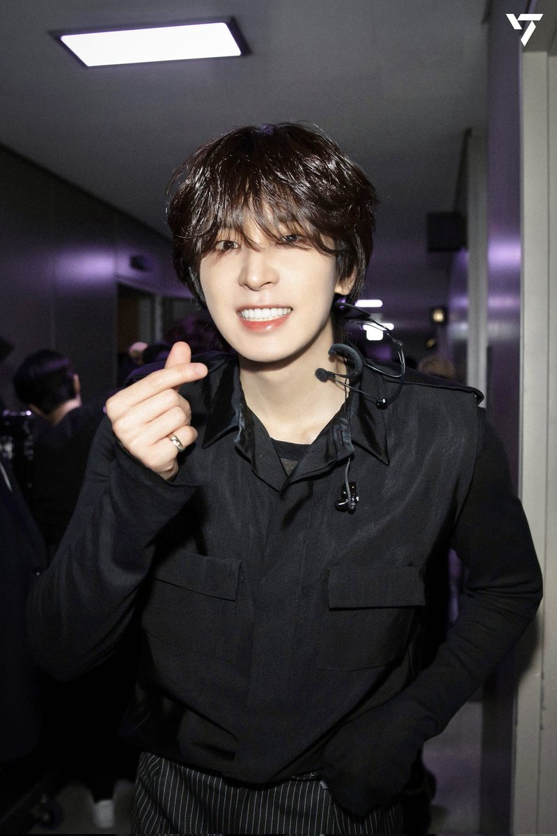 Wonwoo. tweet media