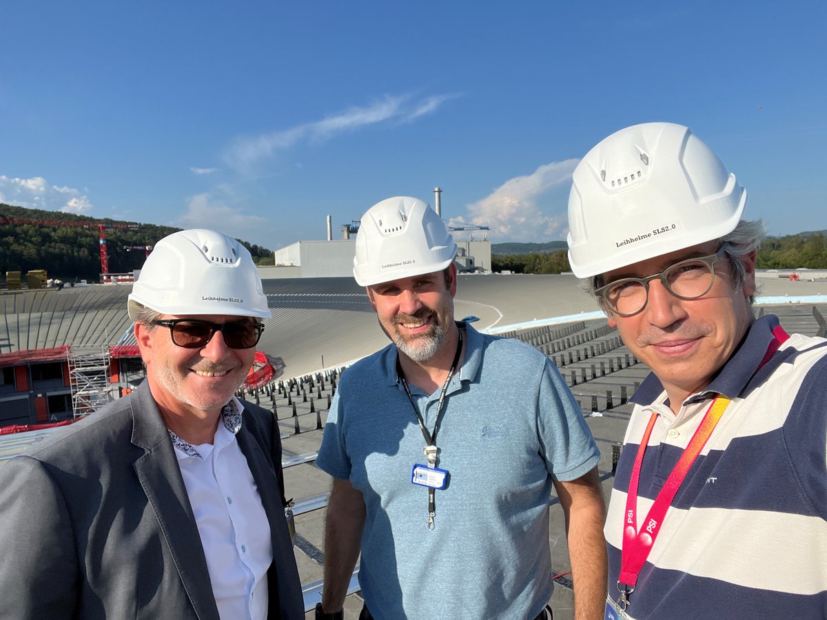 Yves Zumwald, CEO of Swissgrid AG <a href="/swissgridag/">Swissgrid</a>, visited <a href="/psich_en/">PSI Paul Scherrer Institut</a> to discuss #energy #research, energy systems and security of #electricity #supply. It was a pleasure to show him how PSI is actively contributing to the goals of #EnergyTransition.