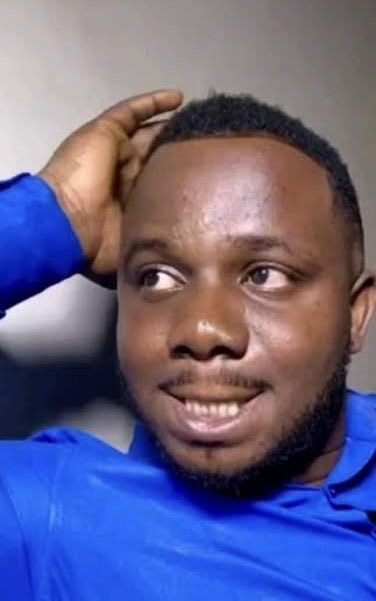 mrbayoa1's tweet image. The beginning of every weekend, you will be thinking about 200 odds to 1k odds but at exactly 7pm on Sunday you will understand how important 10 or 20 odds can help for the new week. Na then imagination go wan wound you 😂😂😂😂