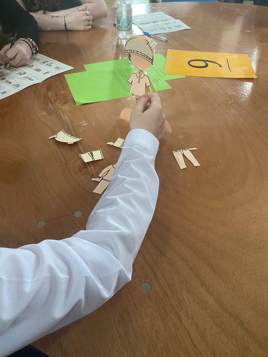 LourdesSec's tweet image. Glasgow Caledonian came in to school on Wednesday to talk to S6 pupils about university life. #futuredestinations #nextsteps #thinkingforward