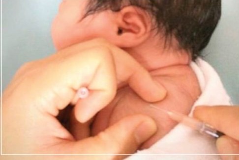 🇨🇺 Una nueva vacuna se incorpora al esquema regular de vacunación en #Cuba: este 9 de septiembre comenzará a aplicarse la antineumocócica Pneumosil-10 a los niños mayores de dos meses y menores de un año.

Es un paso más para proteger la vida de nuestros infantes.

#CubaPorLaVida