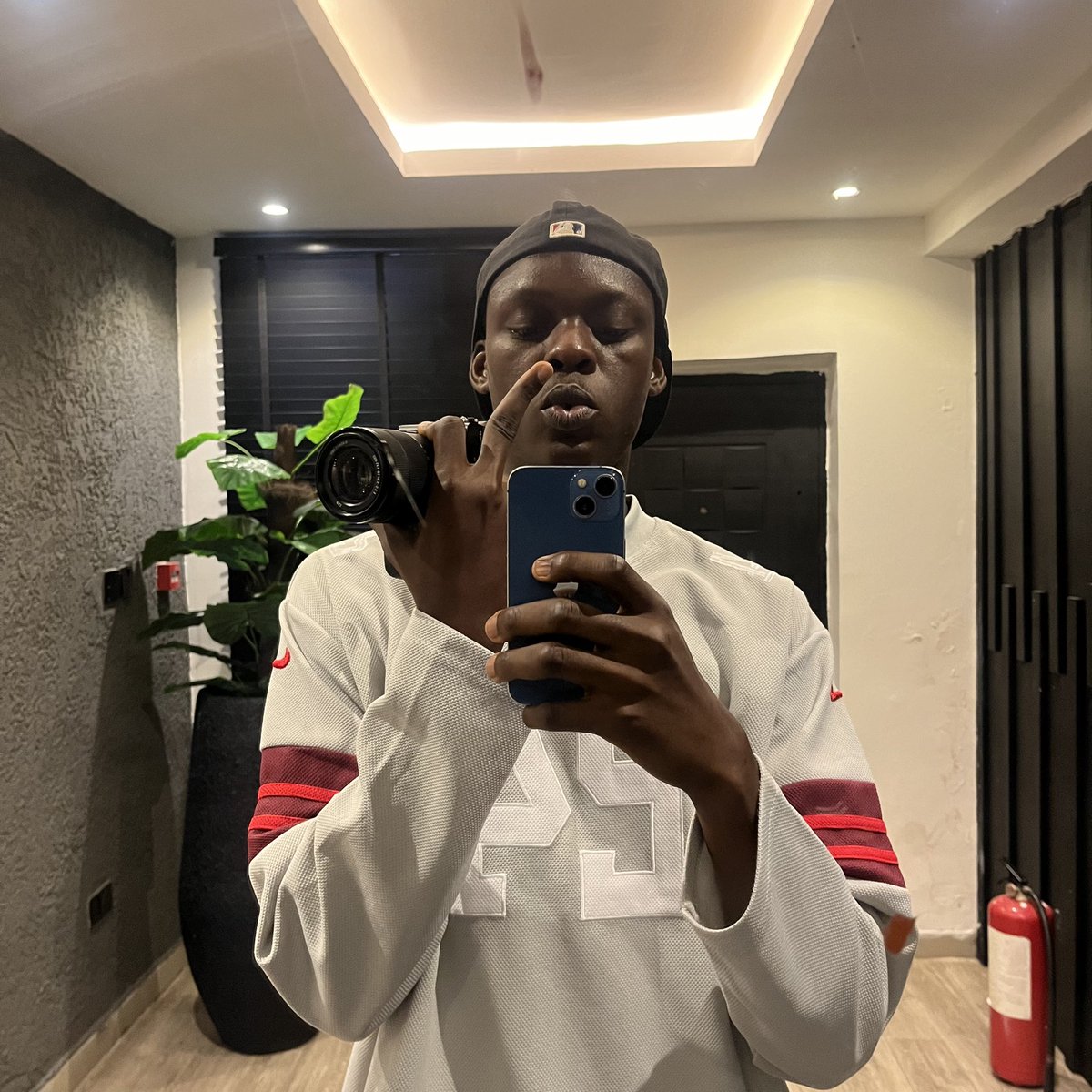 OSHEBOR's tweet photo. Back on X 

#lifestylephotographer https://t.co/aKBV4C88vn