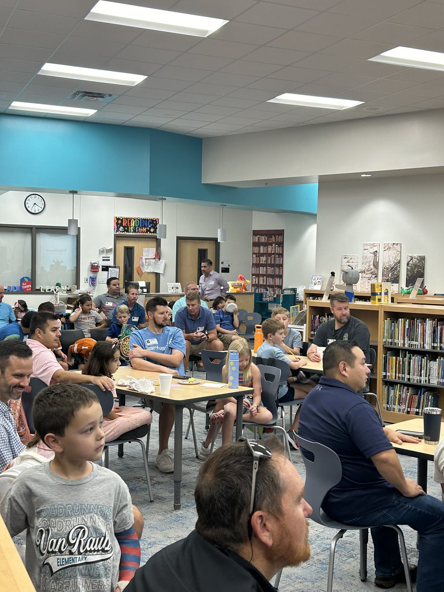 Van Raub Elementary School tweet media