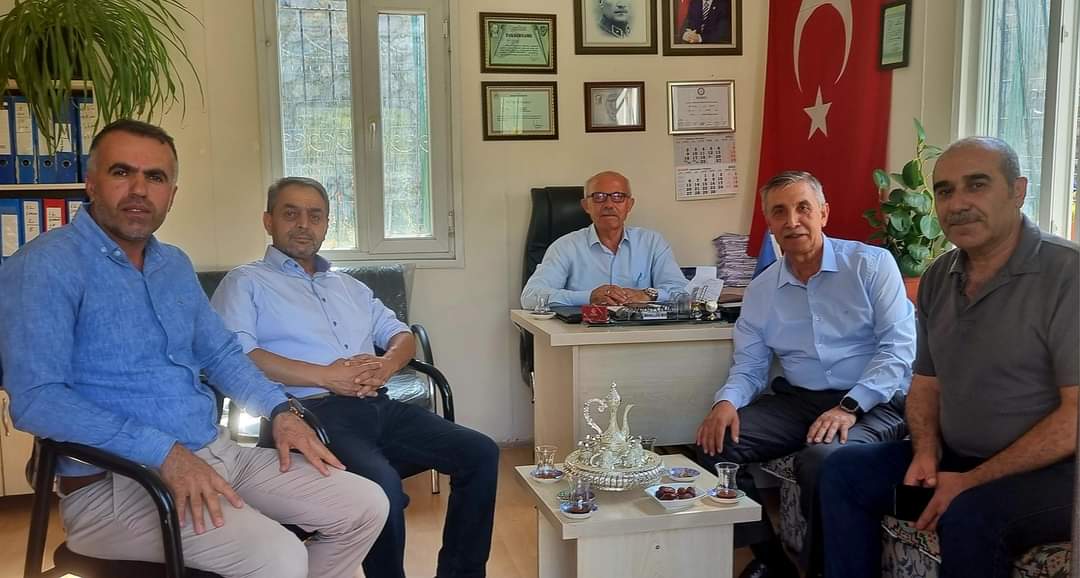 Mamak Kırşehirliler Dernegi olarak, 
Hacdan dönen hemşehrimiz Hürel Mahalle Muhtarı Tahsin Çelik'i ziyaret ederek hayırlı olsun temennilerimizi ilettik. Rabbim kabul etsin mübarek olsun. <a href="/Kaniaraz1/">Kani Araz</a>