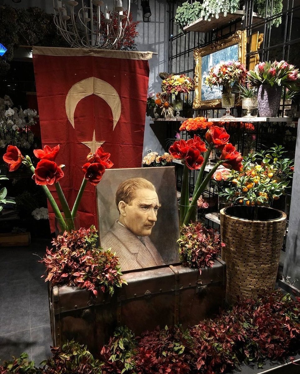 "Zafer, 'zafer benimdir' diyebilenindir."
#30AğustosZaferBayramıKutluOlsun 🇹🇷
#MustafaKemalAtatürk 🇹🇷