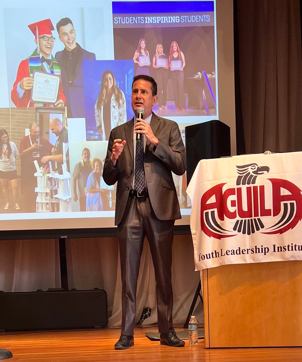 Hon. Lorenzo Sierra (@sierra4az) on Twitter photo Great way to start the day! Aguila Youth Leadership events are always so inspiring. Good job by co-emcee <a href="/espinozadiego19/">Diego Espinoza</a> Amazing keynote by <a href="/DavidLujan/">David Lujan</a> Congrats to all the breakfast of Champions honorees. Great way to start the day! Aguila Youth Leadership events are always so inspiring. Good job by co-emcee <a href="/espinozadiego19/">Diego Espinoza</a> Amazing keynote by <a href="/DavidLujan/">David Lujan</a> Congrats to all the breakfast of Champions honorees.