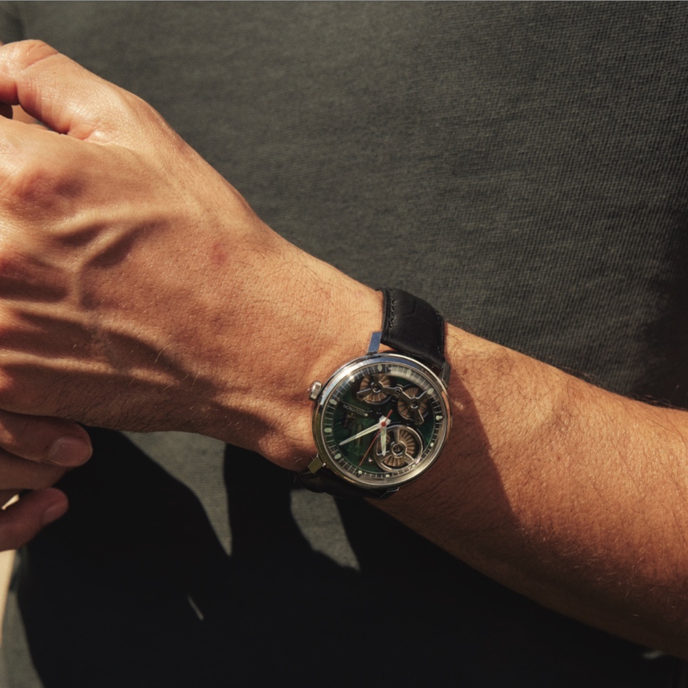 Make this summertime scene your reality. Shop our Spaceview 2020—a timepiece with a storied history and timeless appeal: bit.ly/457YcuY

#accutron #accutronwatch #watchoftheday