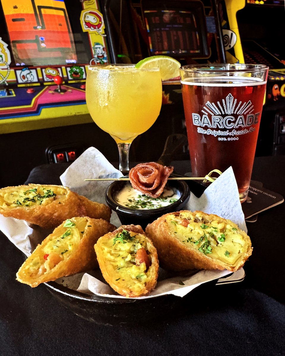 Breakfast for dinner in #Detroit! This week's special is the "Bacon, Cheese, and Egg-Roll!" Two egg rolls are stuffed with scrambled eggs, bacon, cheese &amp; peppers — and served with a sweet maple cream sauce. Pair it with our Tropical Mimosa OR a glass of Blake's Triple Jam Cider!