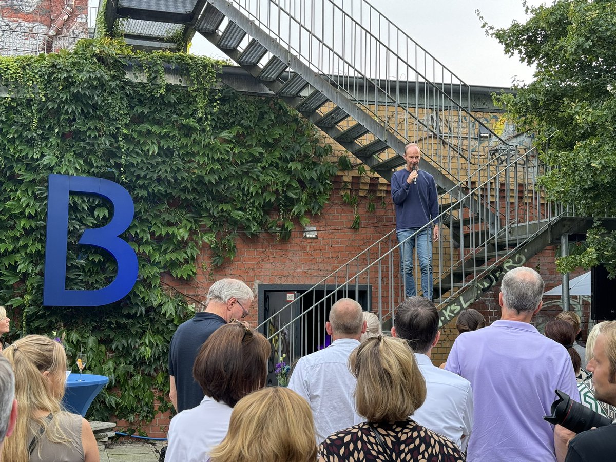 Thomas Rabe tweet media