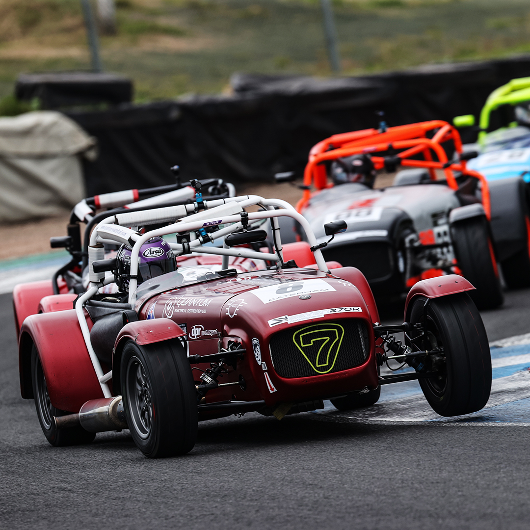 It's race weekend!

The racing continues on Saturday 31st August &amp; Sunday 1st September, at Brands Hatch with 3 action packed races.

Watch the Action LIVE!

Saturday 31st August: youtube.com/watch?v=aGnGf3…

Sunday 1st September: youtube.com/watch?v=oQKshw…

#brandshatch #caterham