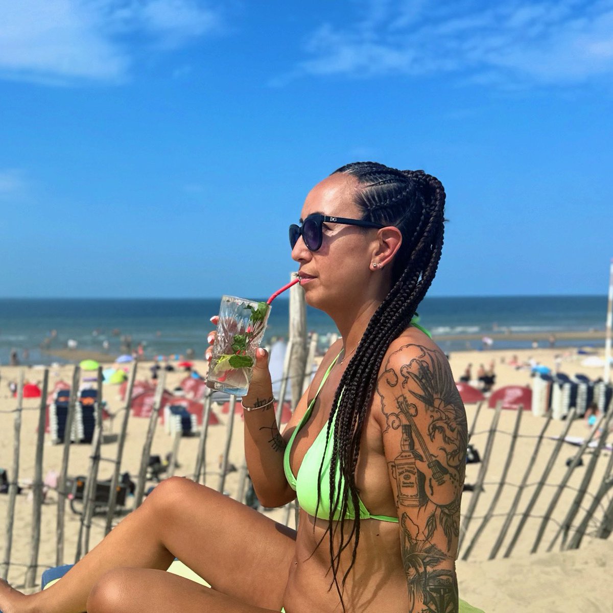 PayFresh's tweet image. S U M M E R ☀️