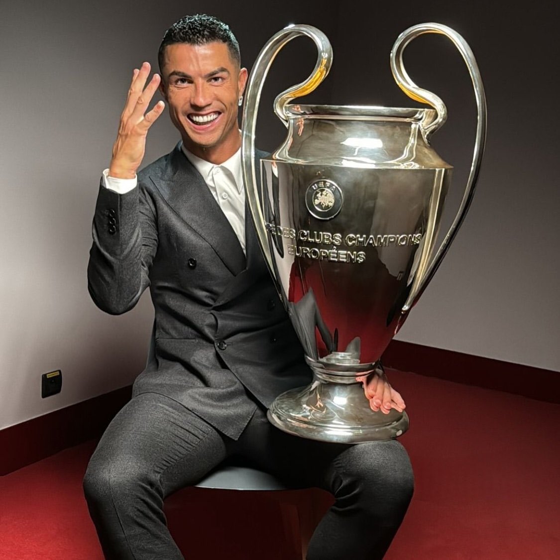 The CR7 Timeline. tweet media
