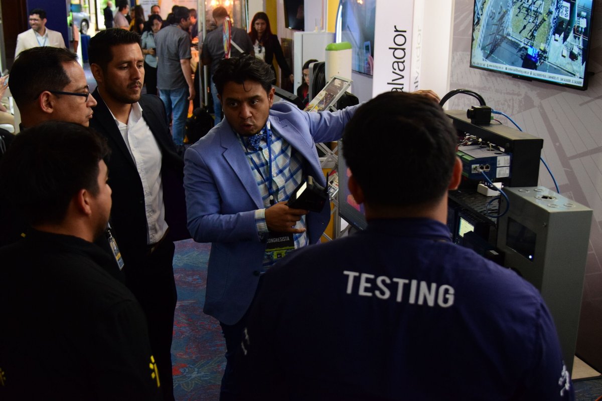 testingsv's tweet image. ¡COREN 2024! 🌟 Gracias a todos los que han pasado por nuestro stand hoy. Su interés y energía nos impulsan a dar lo mejor.⚡#EnergíaRenovable #Innovación