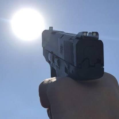 bbblanchett's tweet photo. is the sun bothering you my queen? https://t.co/KwF3GODBOP