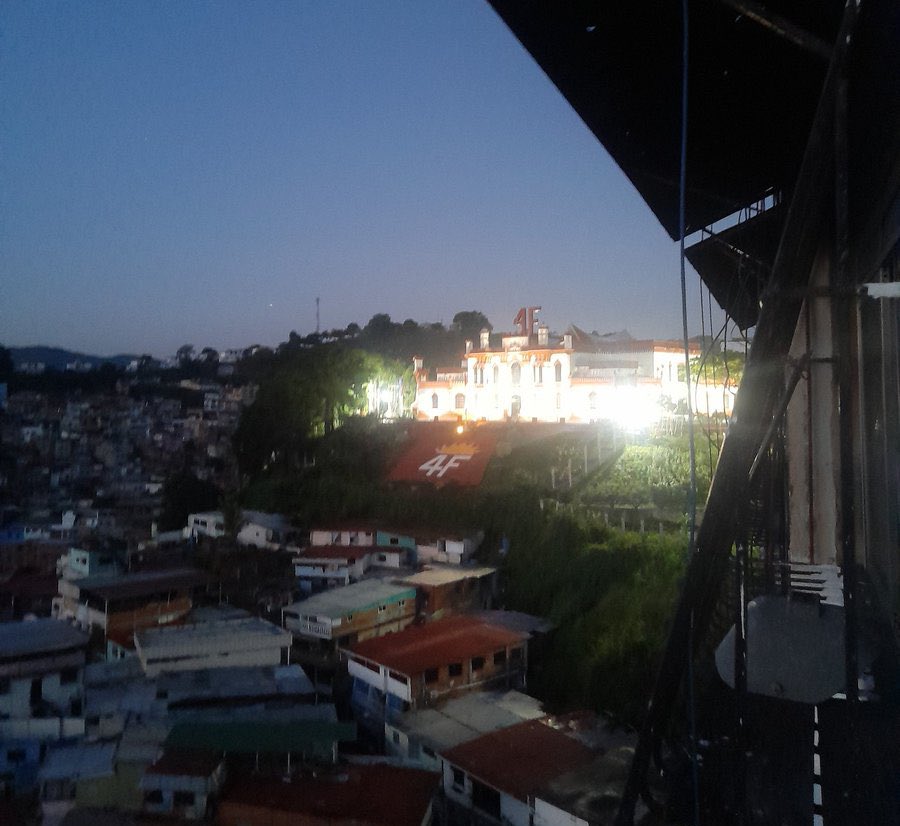 VVperiodistas_'s tweet image. Maldito chavismo