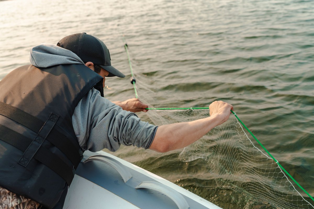 DFO visited #CHARS to work to advance research on Arctic Char Migrations in a Changing Arctic. They're striving to predict how multiple stressors will impact Arctic Char. Understanding these impacts is essential for the preservation and sustainability of these vital species.