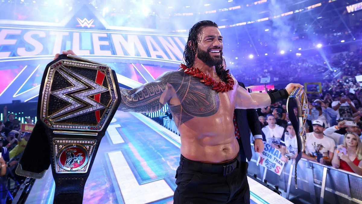 WrestleOps's tweet photo. 4 years ago today, Roman Reigns began his historic 1,316 day reign as WWE Champion. https://t.co/Z2AvVVd2FK