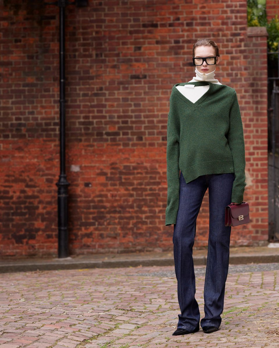 Victoria Beckham tweet media